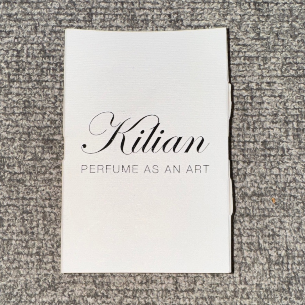 Kilian Typical Me Perfume Sample